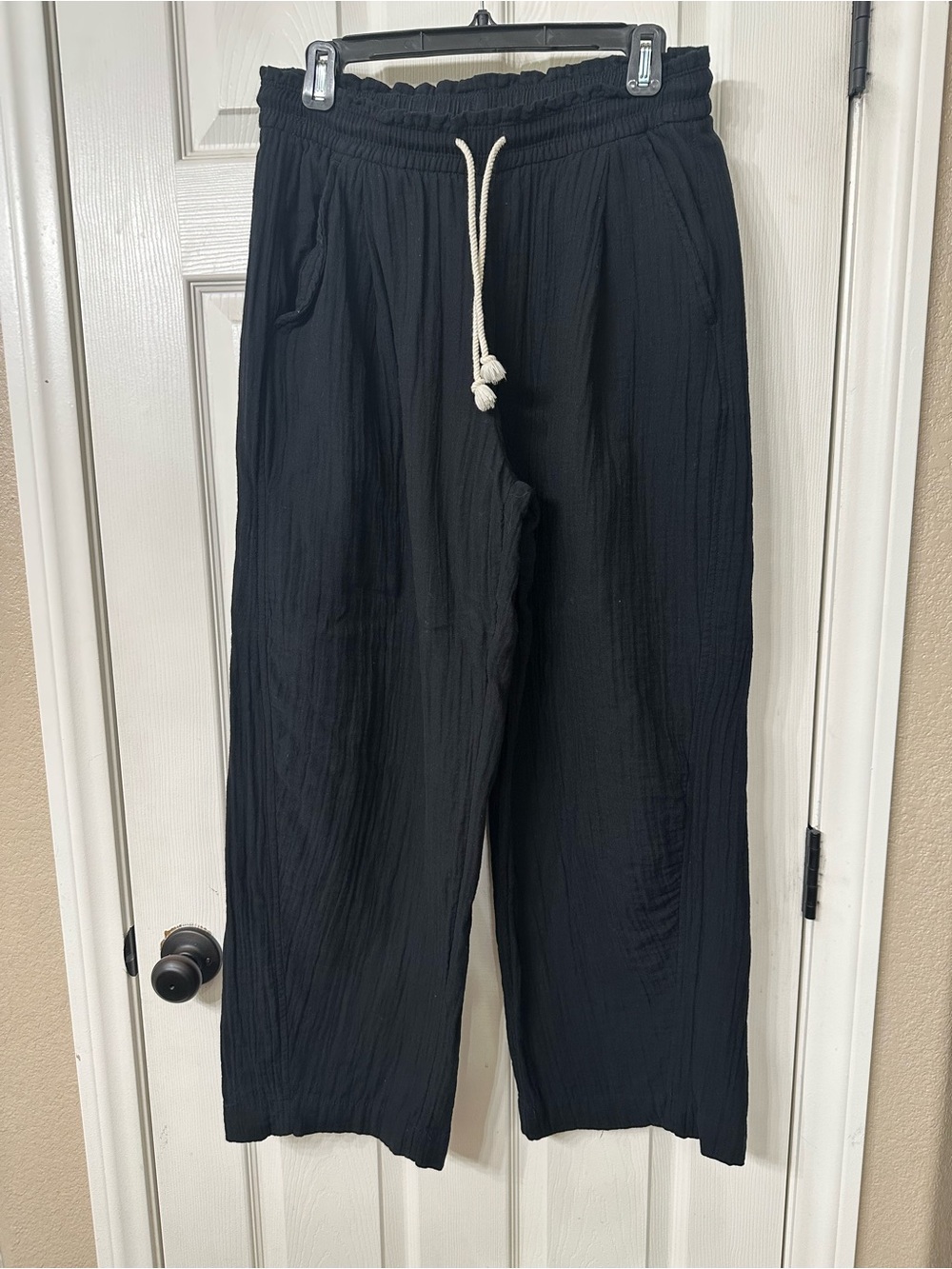 Old Navy Crinkled Gauze Barrel Pants